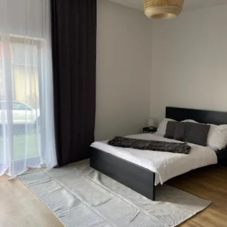 Pensjonat Statek U Kaplicky - *